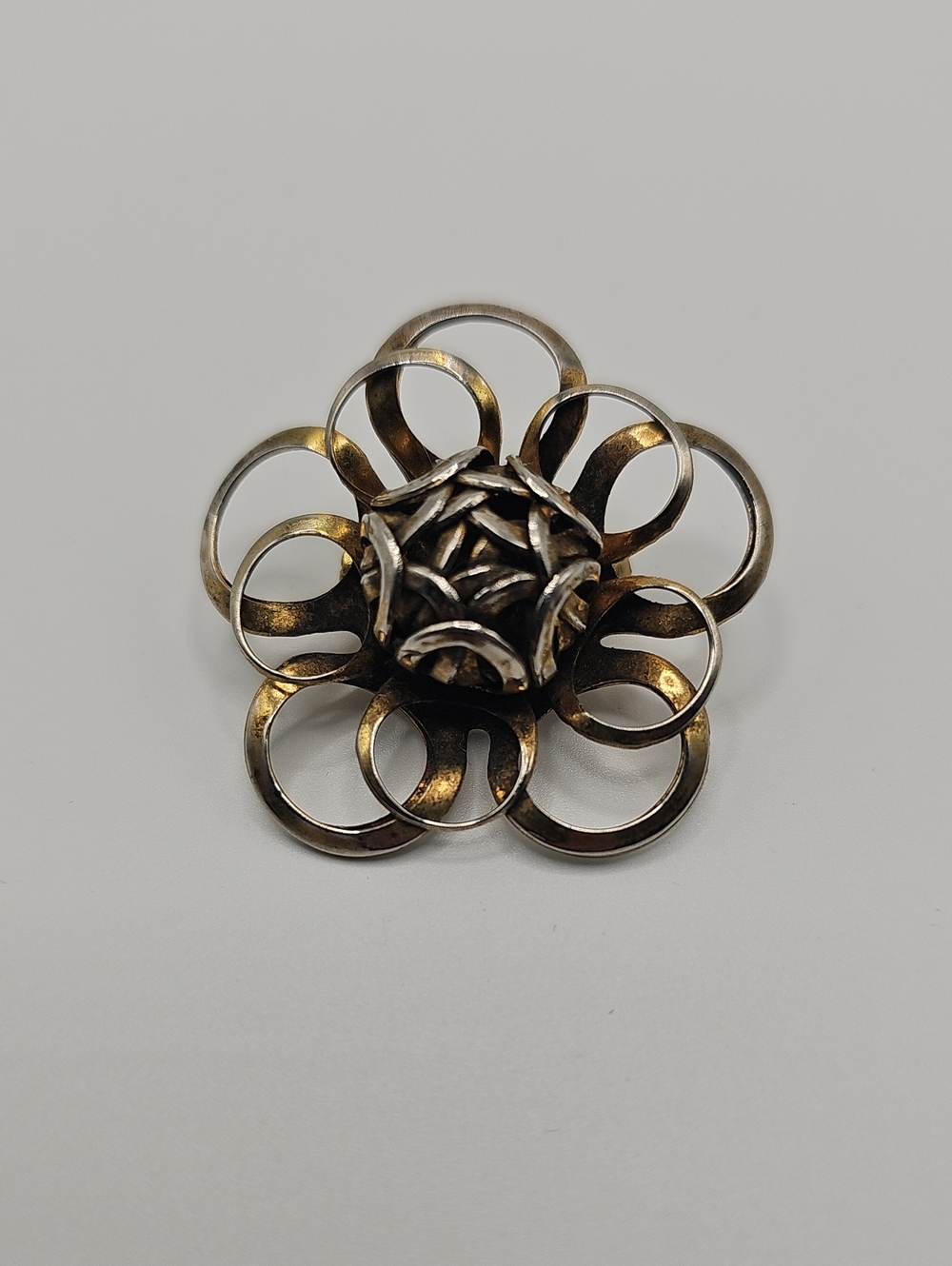 Vintage Rose Flower Brooch Womens OS Gold Silver Tone Floral Pin Y2K Retro OS